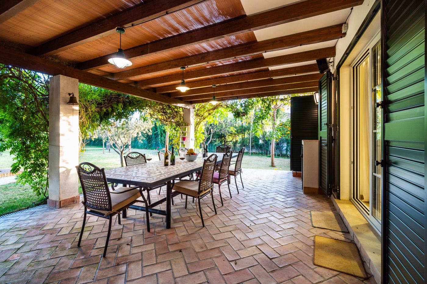 Comedor al aire libre